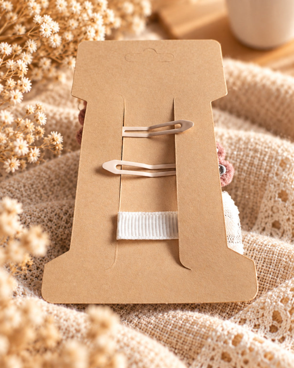 Roze Hartjes Haarspeldjes & Witte Haarstrik – Set van 3
