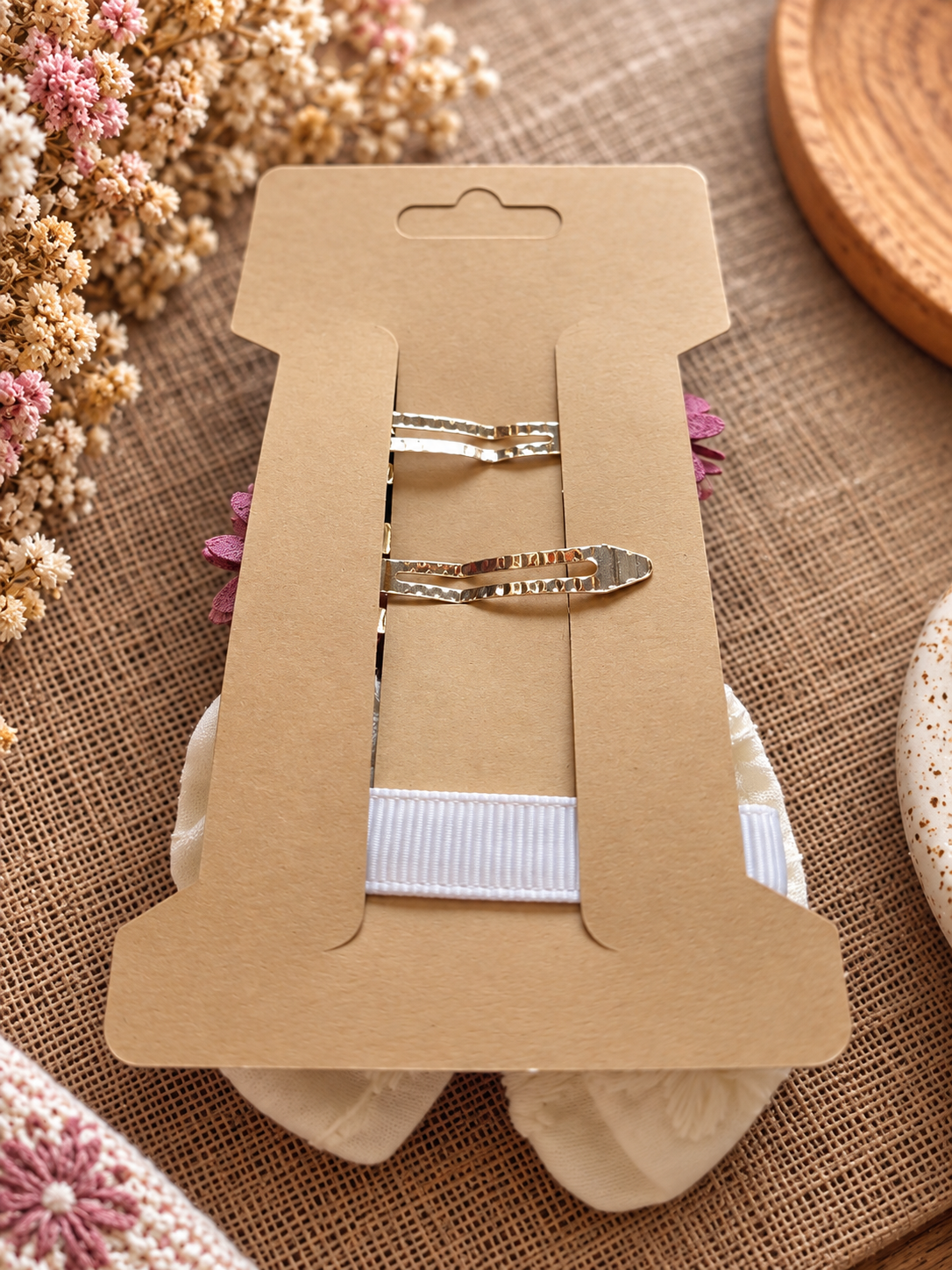 Achterkant Mauve Wildflower haarspeldjesset met goudkleurige clips - Tiny Ties