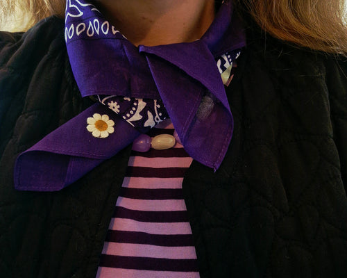 Daisy Purple bandana