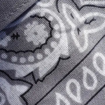 Stof van de bandana in de kleur Steengrijs, van dichtbij